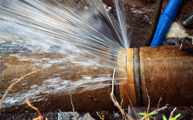 https://blockeddrainswatermansbay.com.au/uploads/2025/07/pipe-relining-68637.jpg